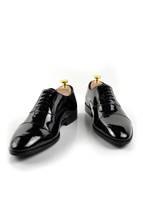 Black Patent Oxford Shoes – As Stylish as a Hitman’s Signature Look